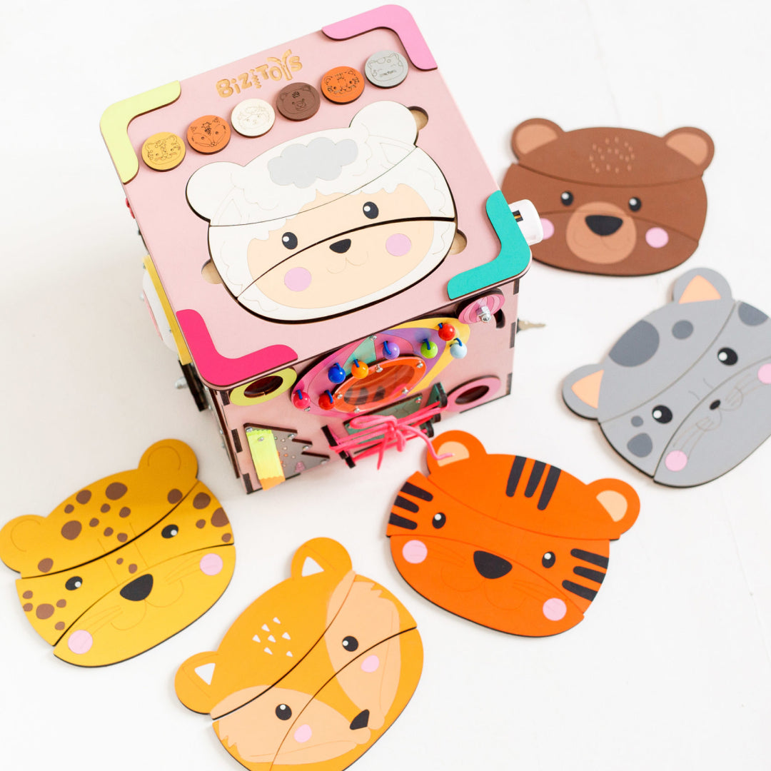 Activity Cube Zoo Animals
