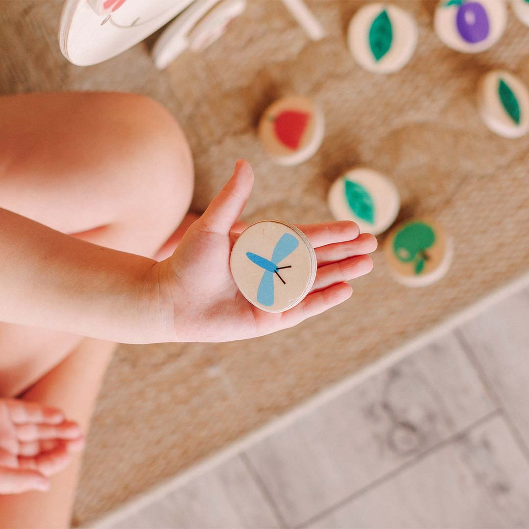 montessori toy to teach weather and clothes
