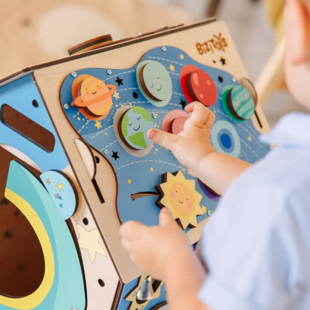 shape sorting puzzle with planets